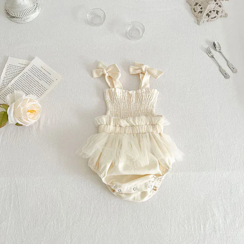 ノースリーブロンパース Beige / 3-6M 66cm ベビーロンパース キャミソールシャーリング チュチュチュールペプラムボディスーツ ベージュ【mh0006549】