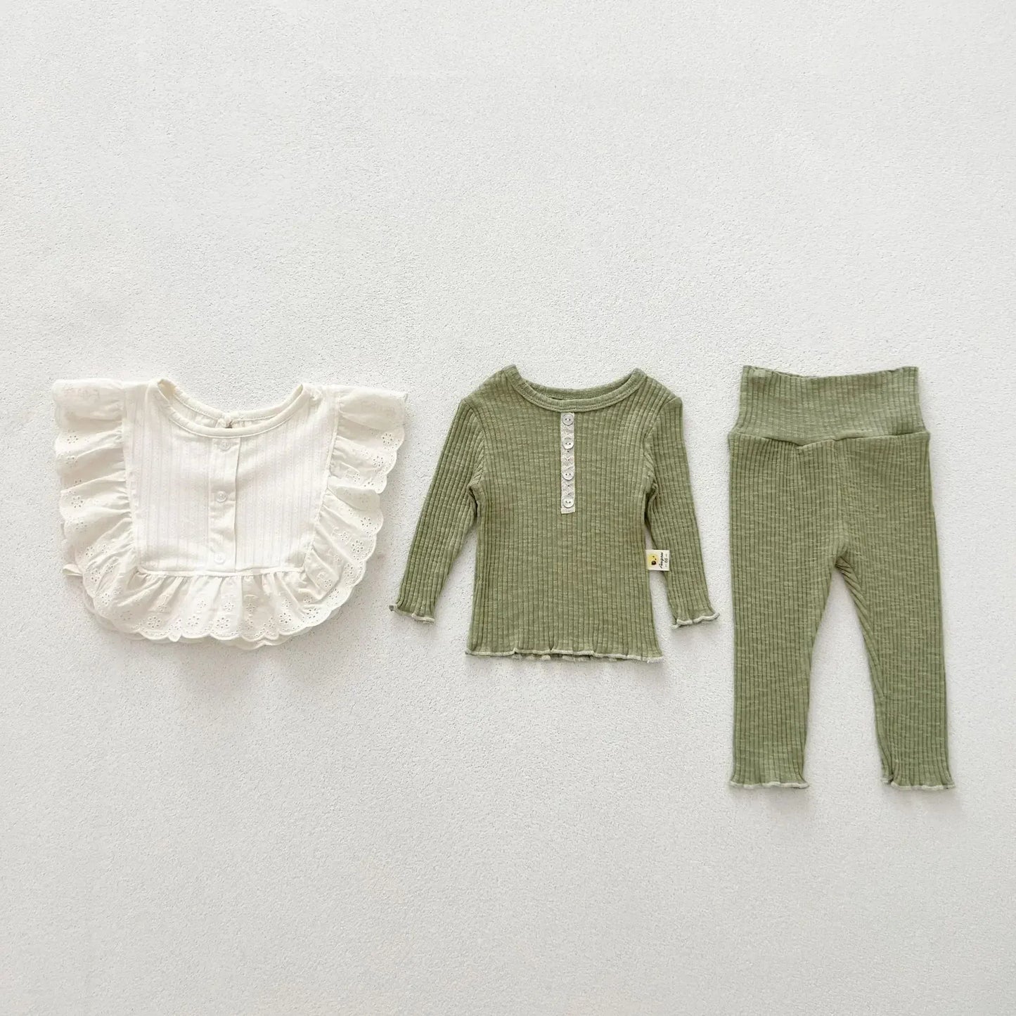 長袖セットアップ Green / 66cm 0-6m ベビーセットアップ 3点セット 長袖Tシャツ+ロングパンツ+フリルビブスタイ 2カラー【mh0007144】
