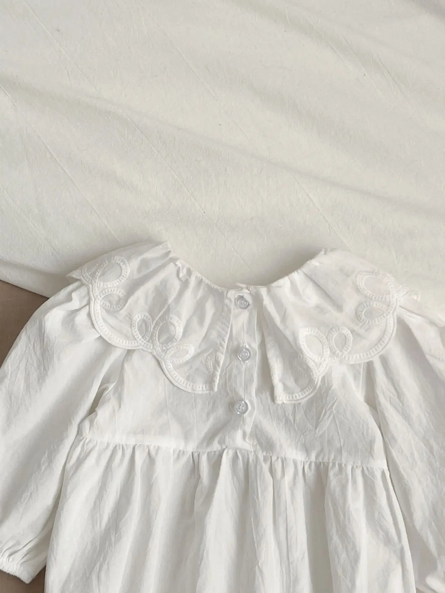 長袖ロンパース ベビーロンパース ヘアバンドセット 長袖サークル襟ボディスーツ+リボンヘアバンド ホワイト【mh0004697】