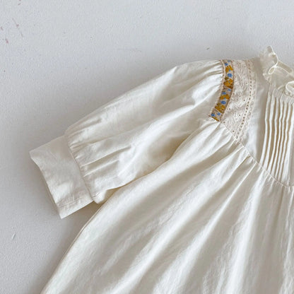 長袖ワンピース キッズワンピース フリルスタンドカラーショルダーチロリアン刺繍長袖ドレスワンピース アプリコット【mh0007004】