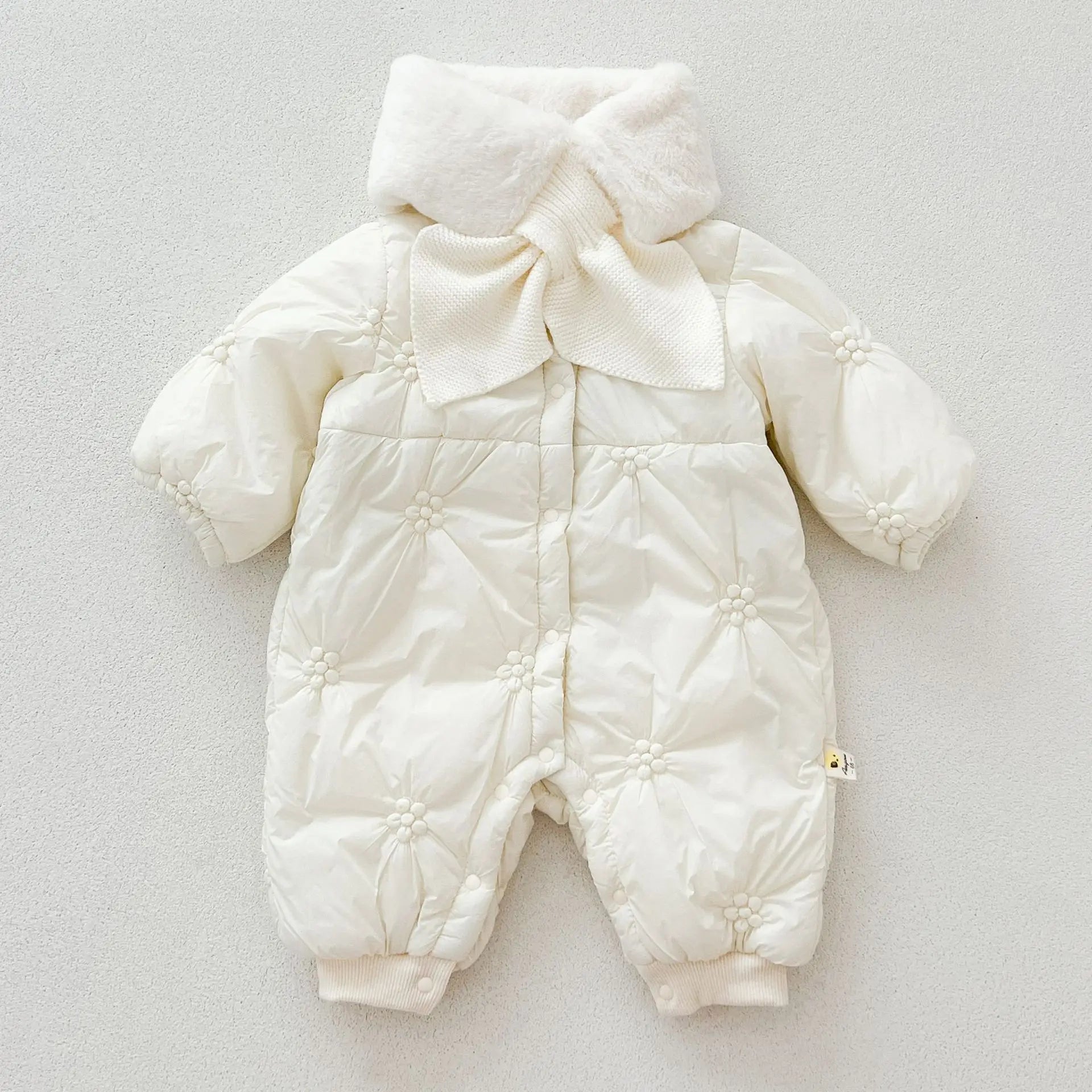 アウタージャンプスーツ ベビーアウタージャンプスーツ/ロンパース ボアフリースマフラー付きキルティング防寒長袖ボディスーツ【mh0007813】