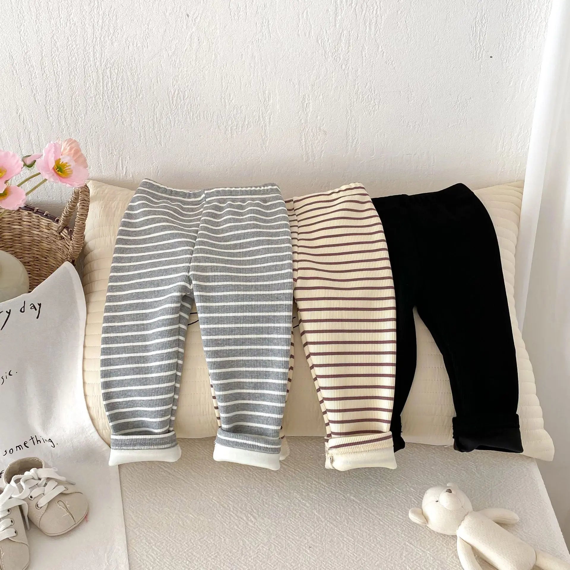 レギンスパンツ キッズパンツ ボーダー柄裏フリース厚手シンプルレギンスパンツ【mh0008090】