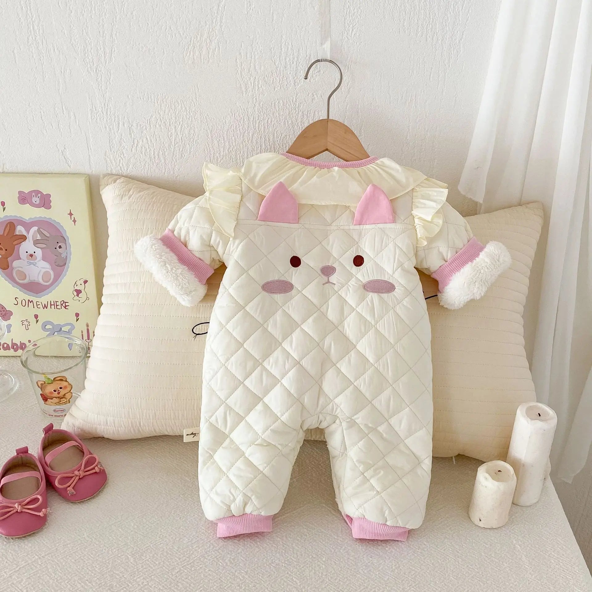 アウタージャンプスーツ ベビーアウタージャンプスーツ キルティング裏フリースショルダーフリル長袖ロンパース【mh0008276】