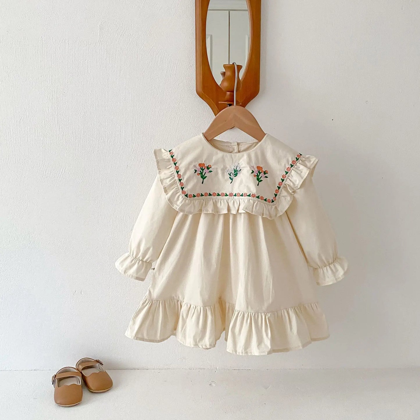 長袖ワンピース キッズワンピース ラッフルフリルフラワー刺繍長袖ワンピース【mh0008805】