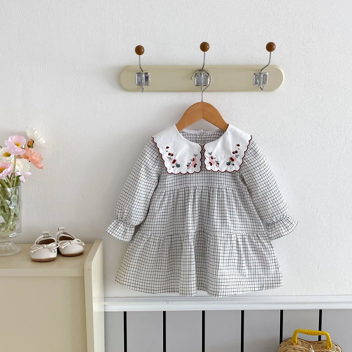 長袖ワンピース キッズワンピース フラワー刺繍ビッグ襟チェック長袖ワンピース【mh0008806】