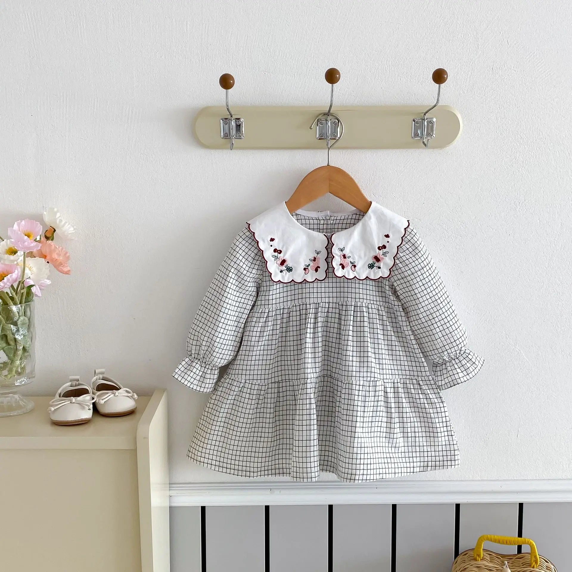 長袖ワンピース キッズワンピース フラワー刺繍ビッグ襟チェック長袖ワンピース【mh0008806】
