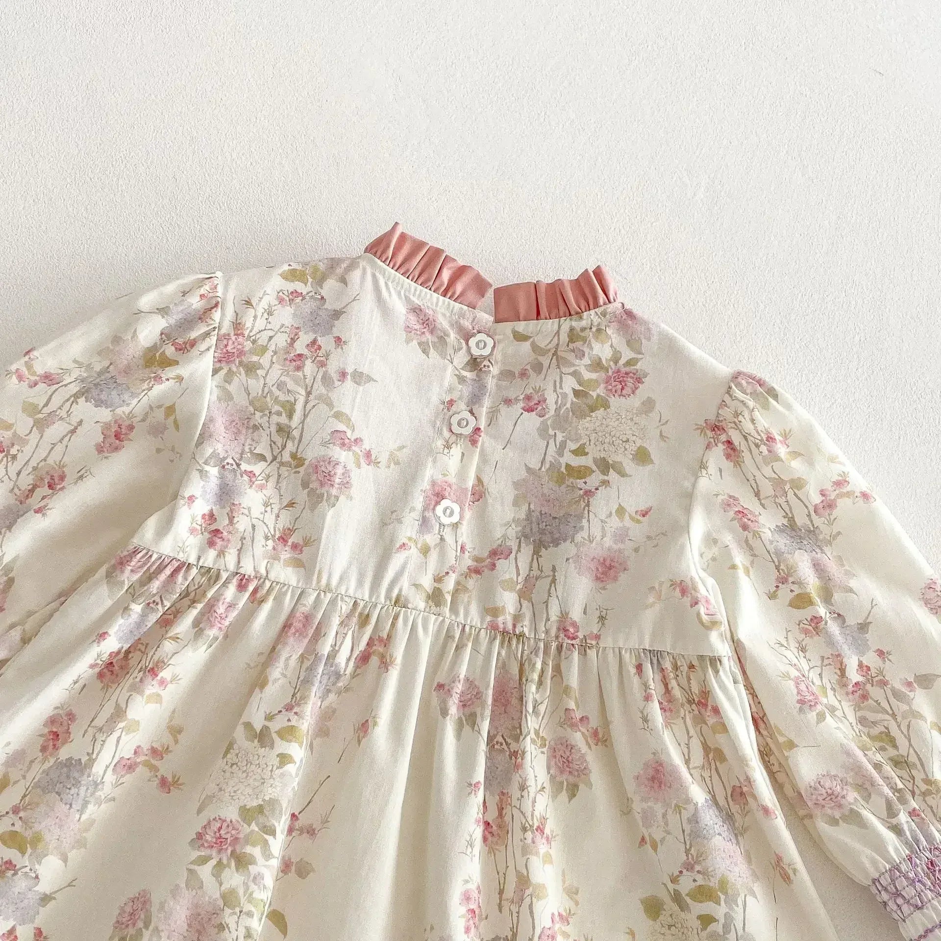 長袖ワンピース キッズワンピース フラワープリントフリルシャーリング長袖ドレスワンピース【mh0008959】