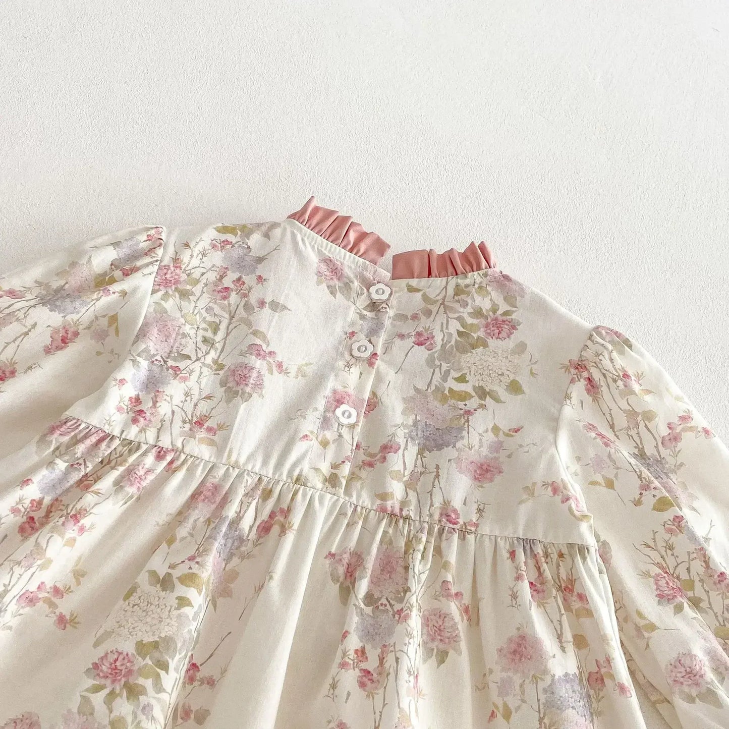 長袖ワンピース キッズワンピース フラワープリントフリルシャーリング長袖ドレスワンピース【mh0008959】