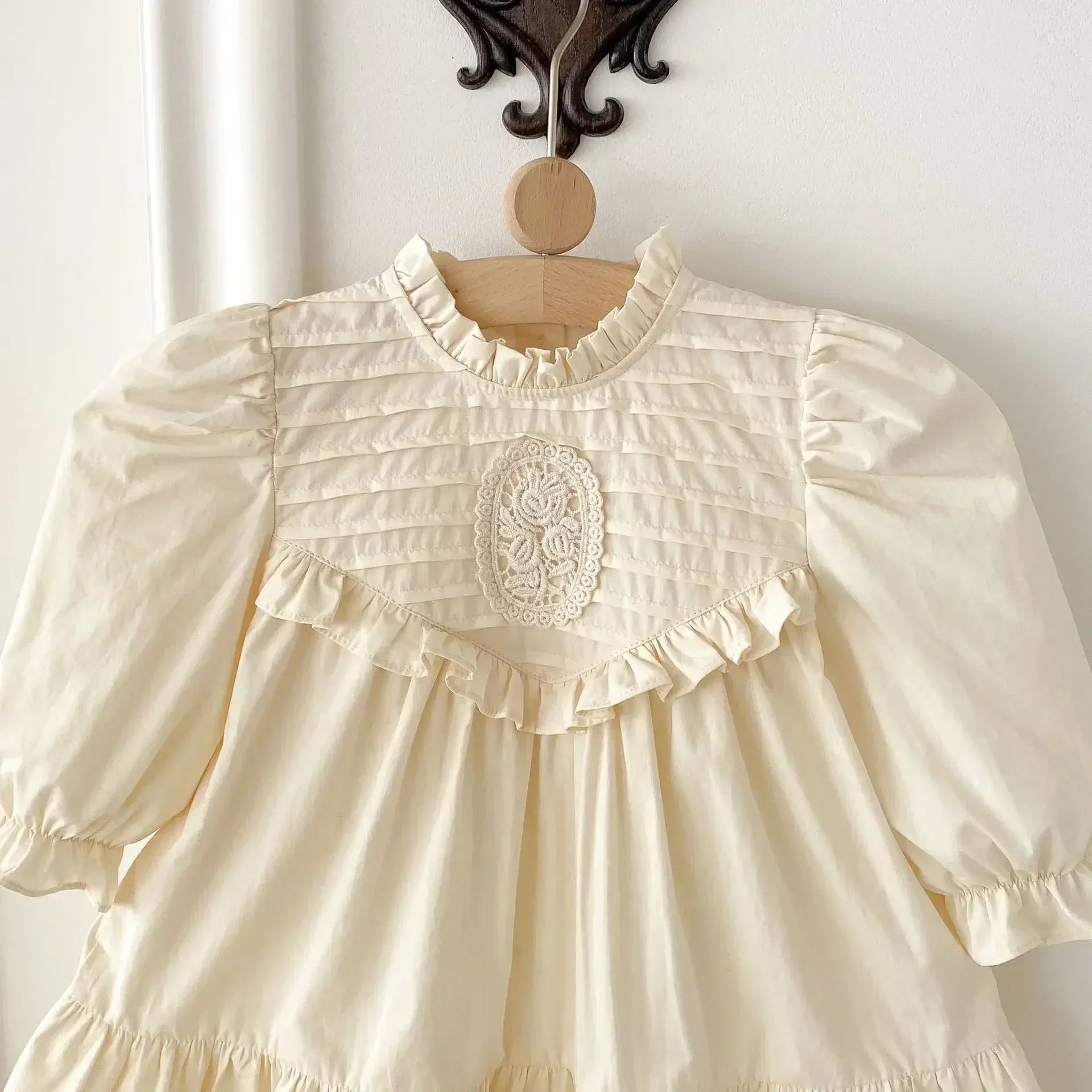 長袖ワンピース キッズワンピース 刺繍フリル長袖パフスリーブドレスワンピース【mh0008961】