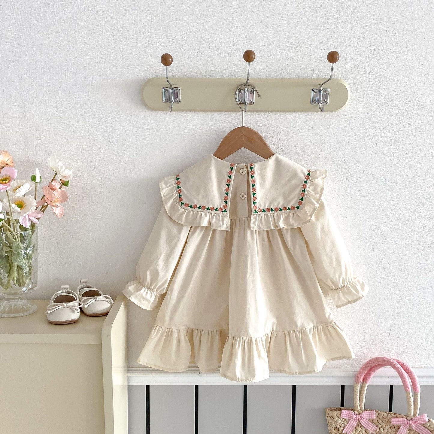 長袖ワンピース フラワー刺繍フリルビッグ襟長袖ドレスワンピース【mh0009239】