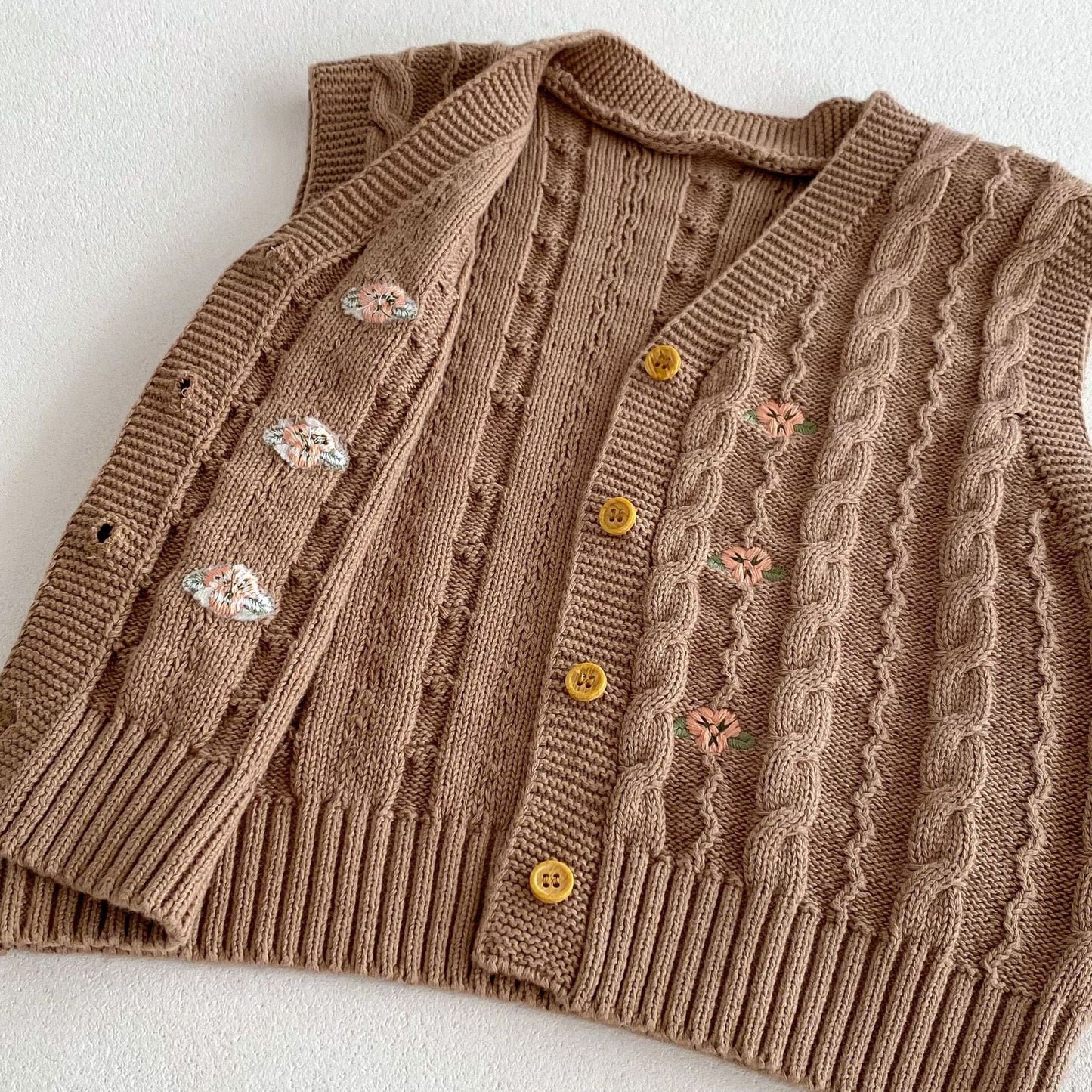 ベスト フラワー刺繍前あきニットベスト【mh0010647】