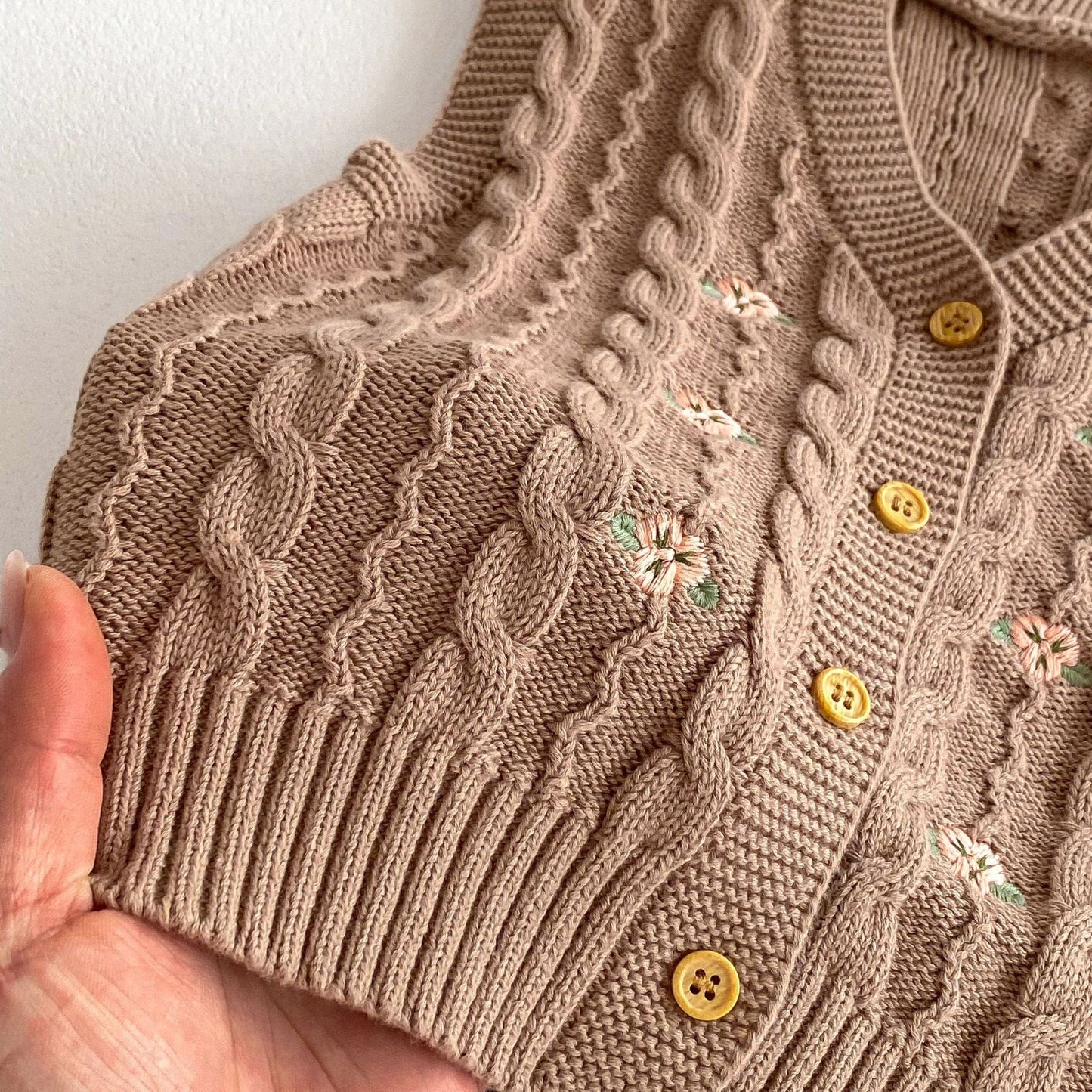 ベスト フラワー刺繍前あきニットベスト【mh0010647】