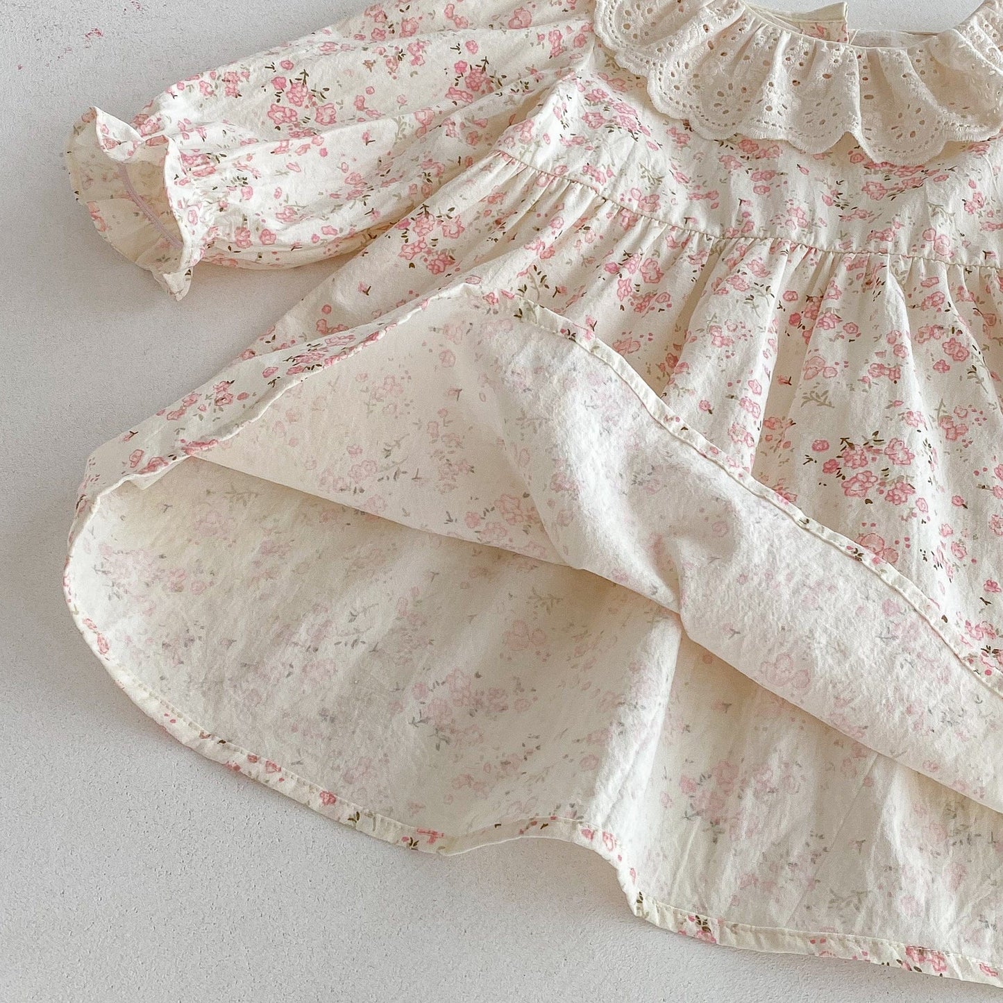 長袖ワンピース レースラッフル襟フラワープリント長袖ワンピース【mh0010664】