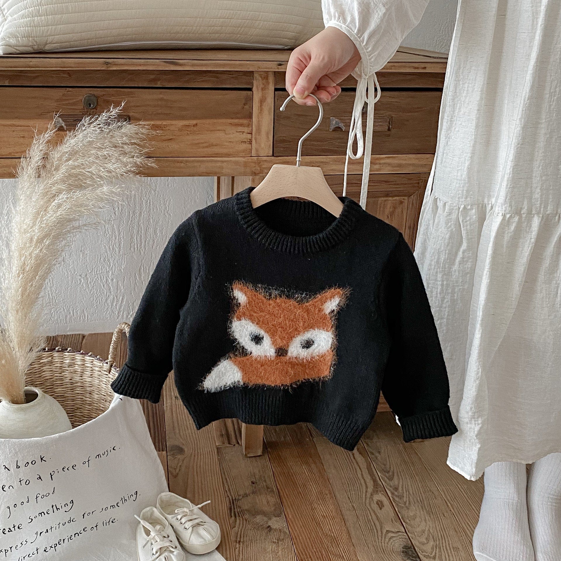 ニット・セーター きつね刺繍長袖ニットセーター【mh0010666】