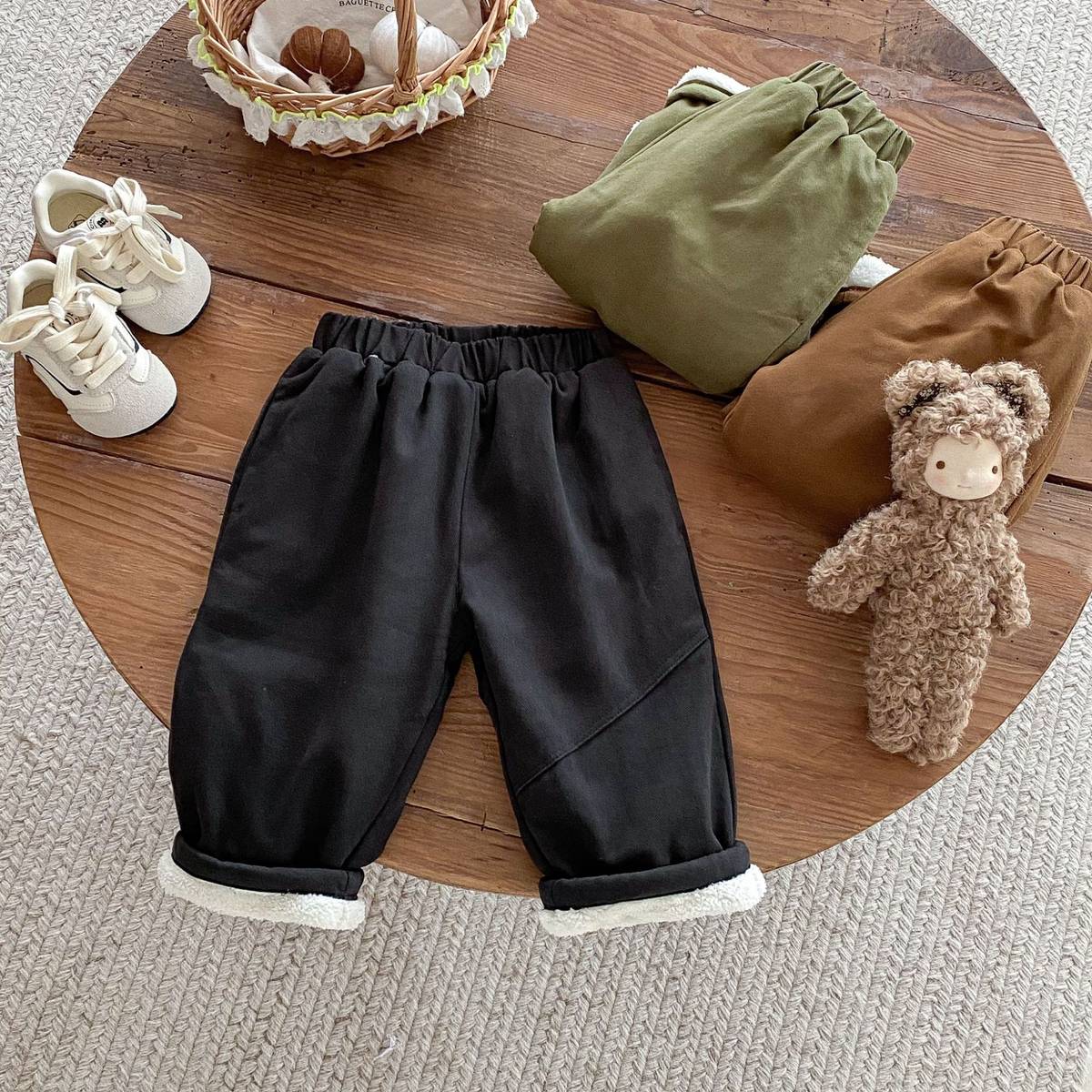 ロングパンツ・スウェットパンツ ロングパンツ 裏ボア あったか 保温 ルーズシルエット 無地 カジュアル 長ズボン【mh0011379】