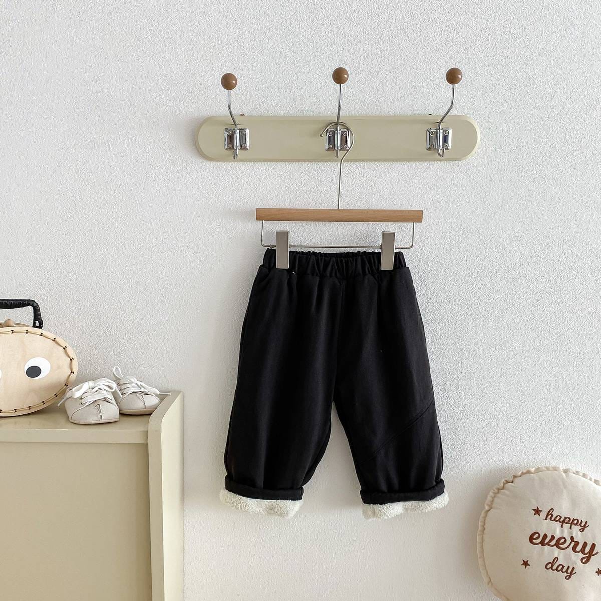 ロングパンツ・スウェットパンツ ロングパンツ 裏ボア あったか 保温 ルーズシルエット 無地 カジュアル 長ズボン【mh0011379】