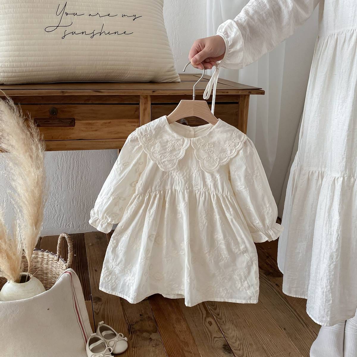 長袖ワンピース 長袖ワンピース 膝丈 花柄ジャガード 丸襟 レース刺繍 ギャザー プリンセス【mh0011384】