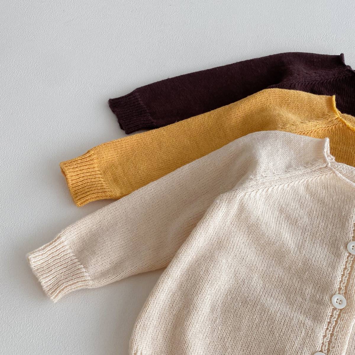 カーディガン・パーカー 長袖ニットカーディガン 無地 シンプル デイリーベーシック 【mh0011391】