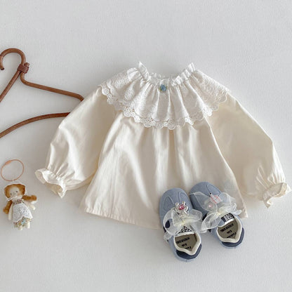 長袖シャツ・ブラウス 長袖ブラウス 綿素材 レースフリル ダブル襟 ギャザー ベルスリーブ風【mh0011392】