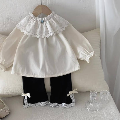 長袖シャツ・ブラウス 長袖ブラウス 綿素材 レースフリル ダブル襟 ギャザー ベルスリーブ風【mh0011392】