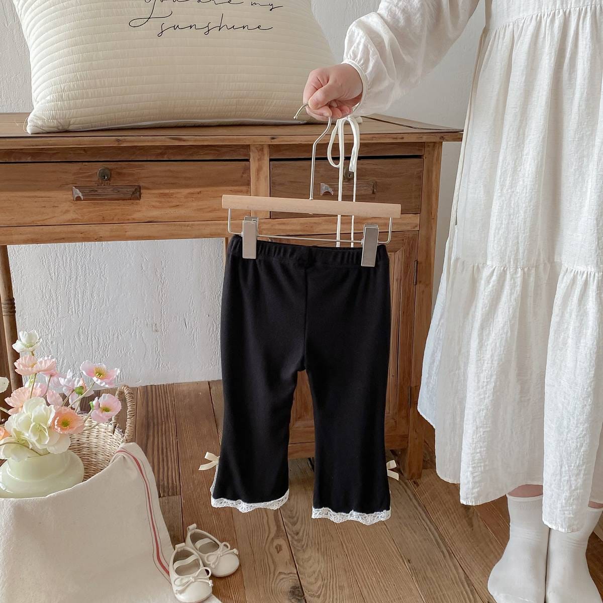 レギンスパンツ レギンスパンツ リブ生地 裾レースフリル スリットリボン フレア【mh0011393】