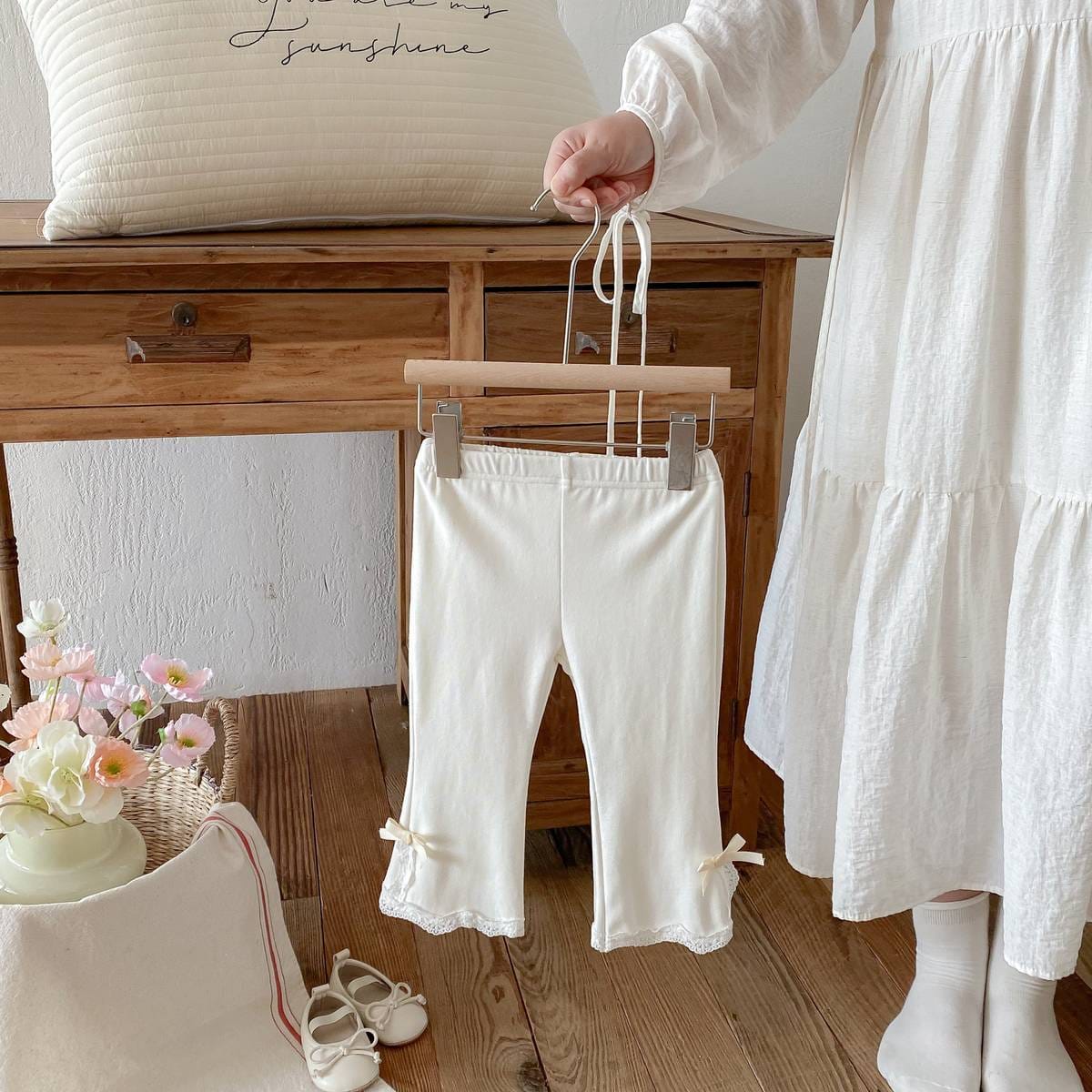 レギンスパンツ レギンスパンツ リブ生地 裾レースフリル スリットリボン フレア【mh0011393】