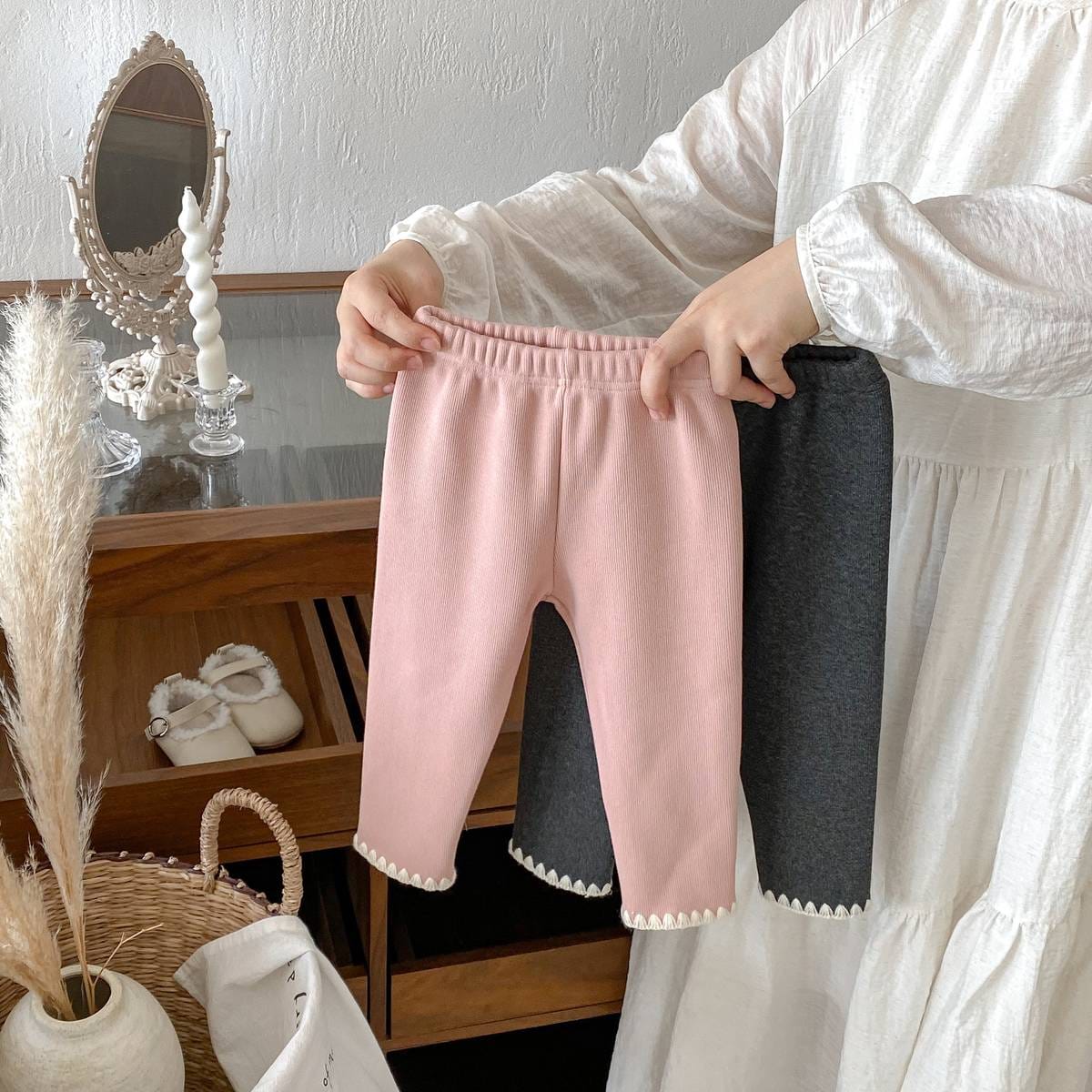 レギンスパンツ ロングレギンスパンツ リブ生地 裏ボア あったか 裾メロウフリル スリムフィット【mh0011394】