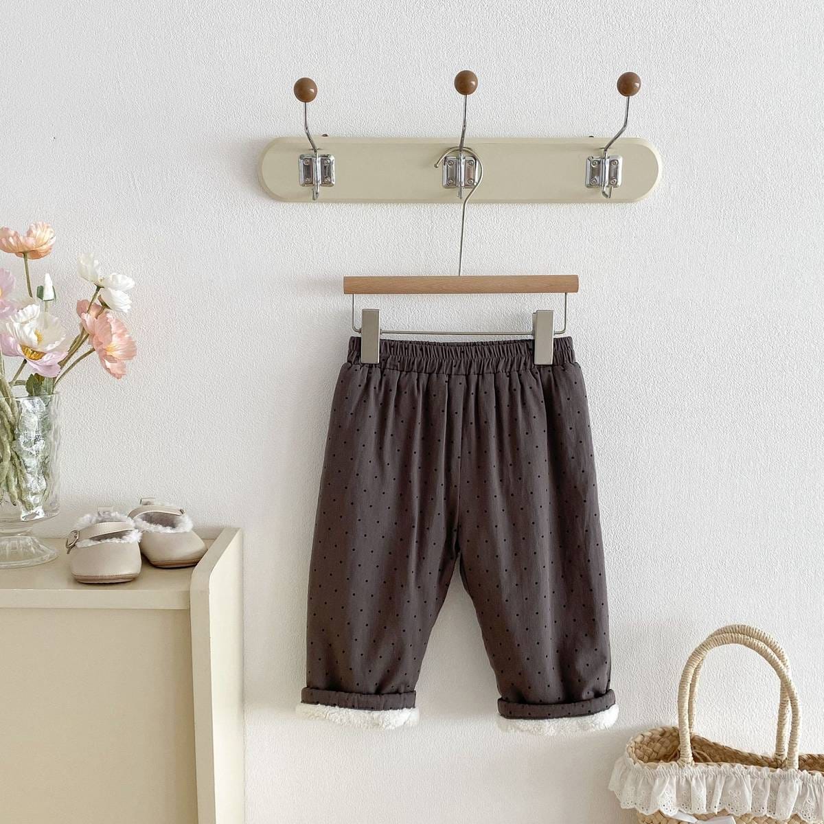 ロングパンツ・スウェットパンツ ロングパンツ 裏ボア ドット柄 プリント ゆったり ルーズシルエット あったか【mh0011395】