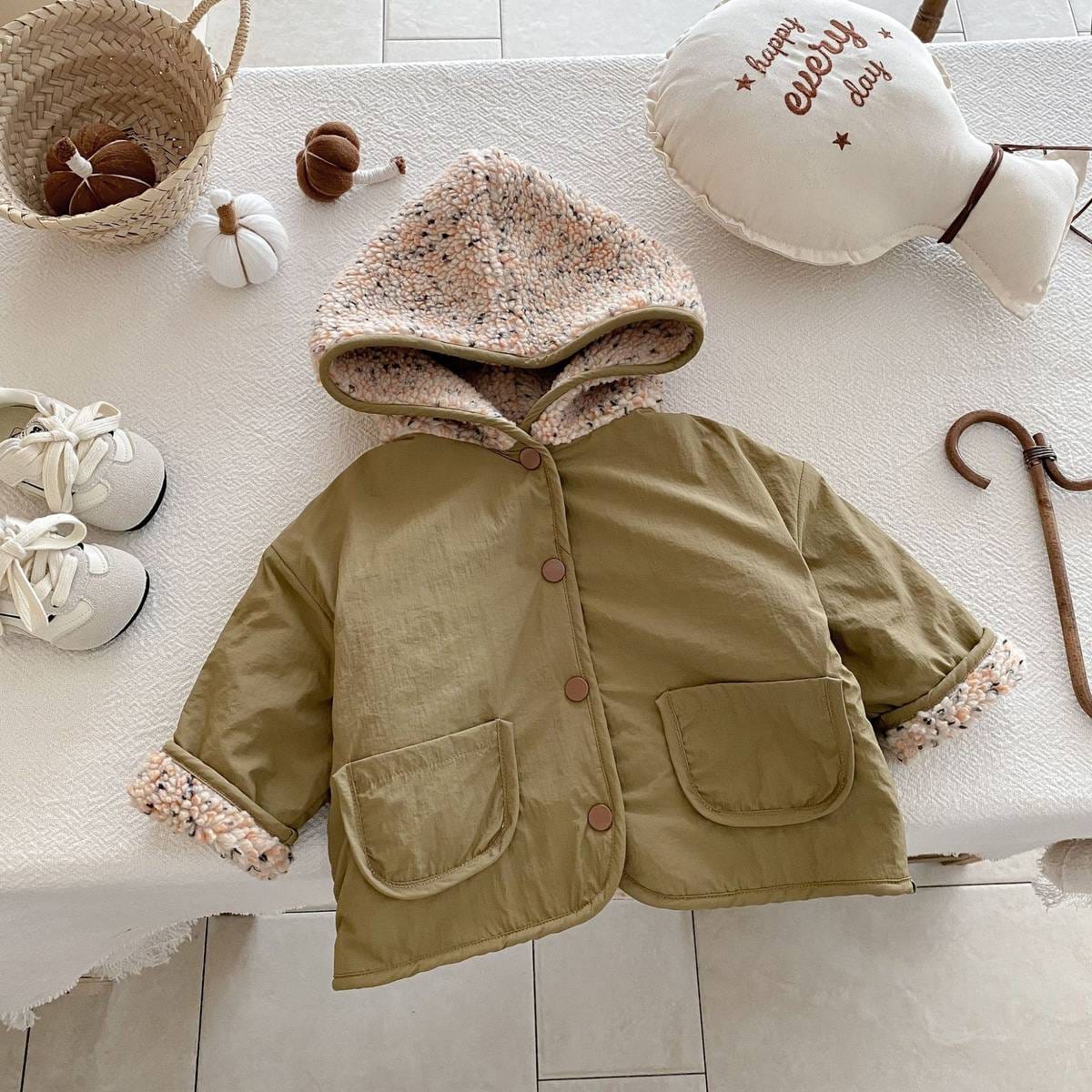 ショートコート・ジャケット・ジャンパー 中綿ジャケット リバーシブル ボア裏地 フード付き ゆったり あったか アウター【mh0011396】