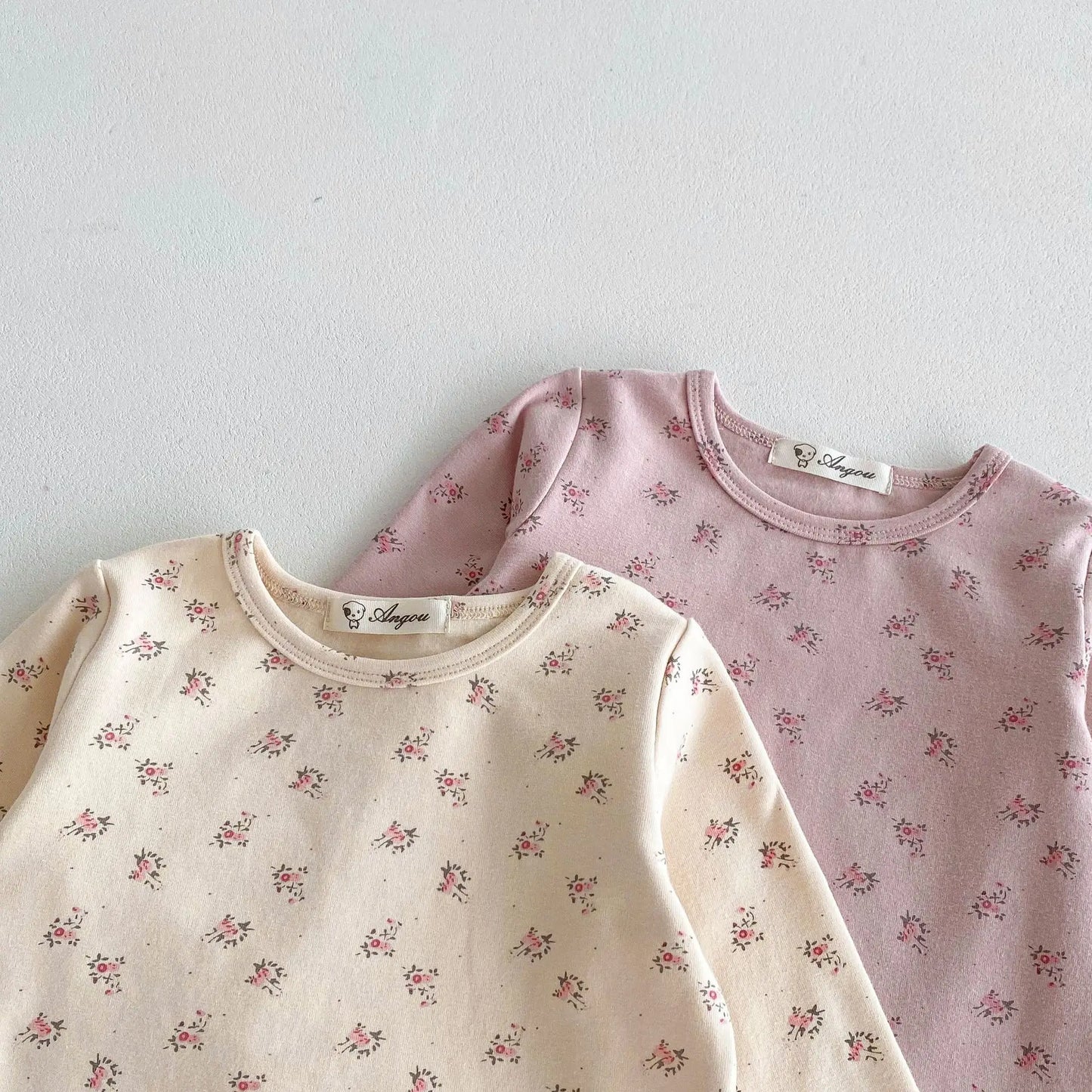 長袖セットアップ キッズパジャマセット フラワー小花柄プリント長袖Tシャツ+ロングパンツ 2カラー【mh0006974】