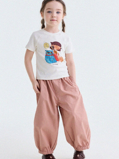 バルーンシルエットのコットンジョガーパンツ、ピンク系。ギャザー入りのゆるパンツ