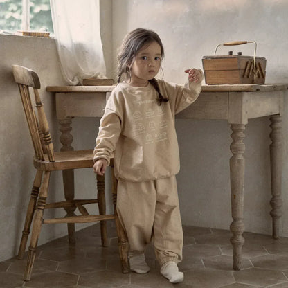 長袖セットアップ ベビーセットアップ 2点セット Buttersプリントロゴ長袖スウェットシャツ+ロングパンツ【mh0008770】