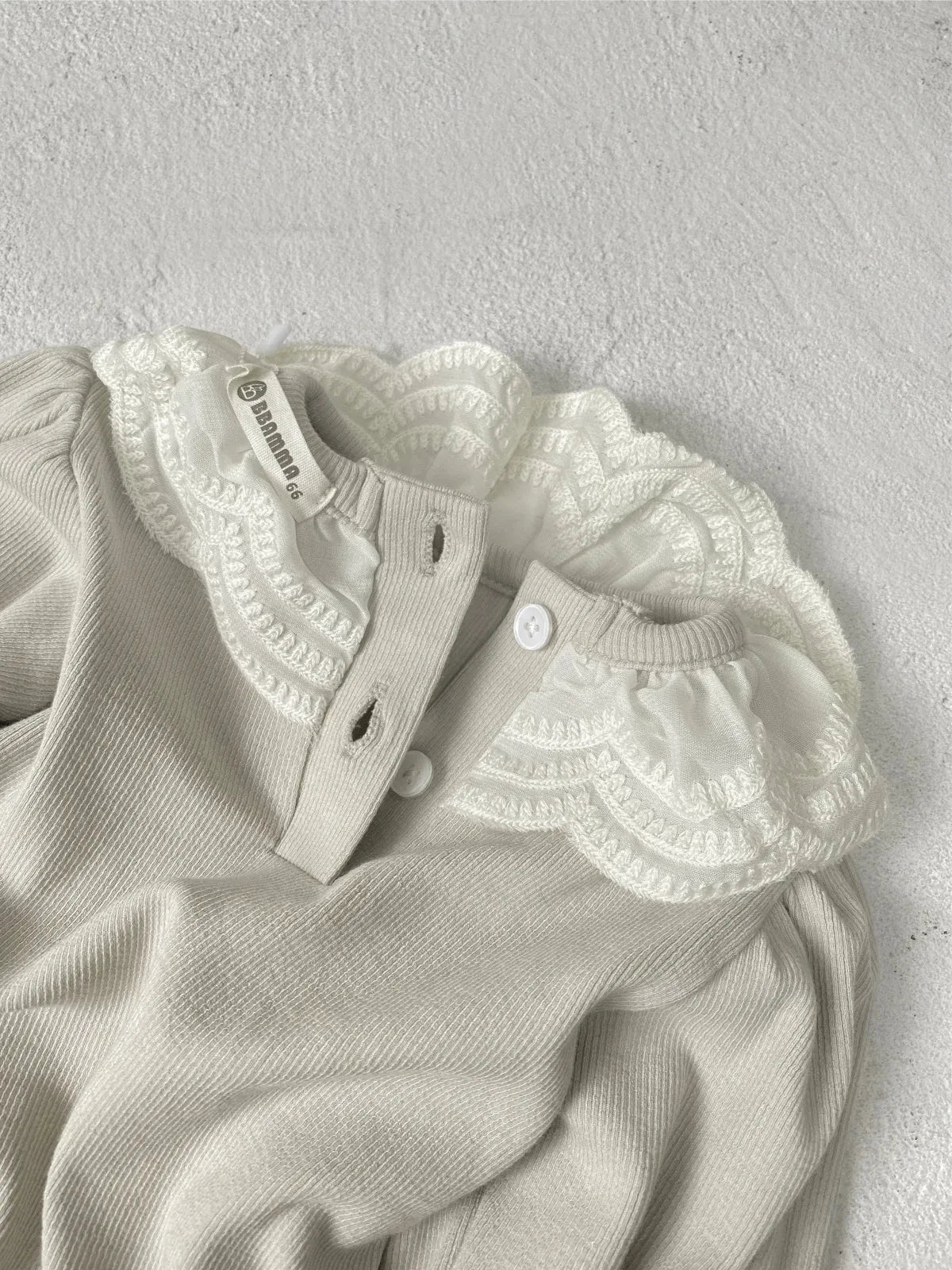 長袖ロンパース ベビーロンパース ダブルレース襟長袖ボディスーツ 2カラー【mh0006909】