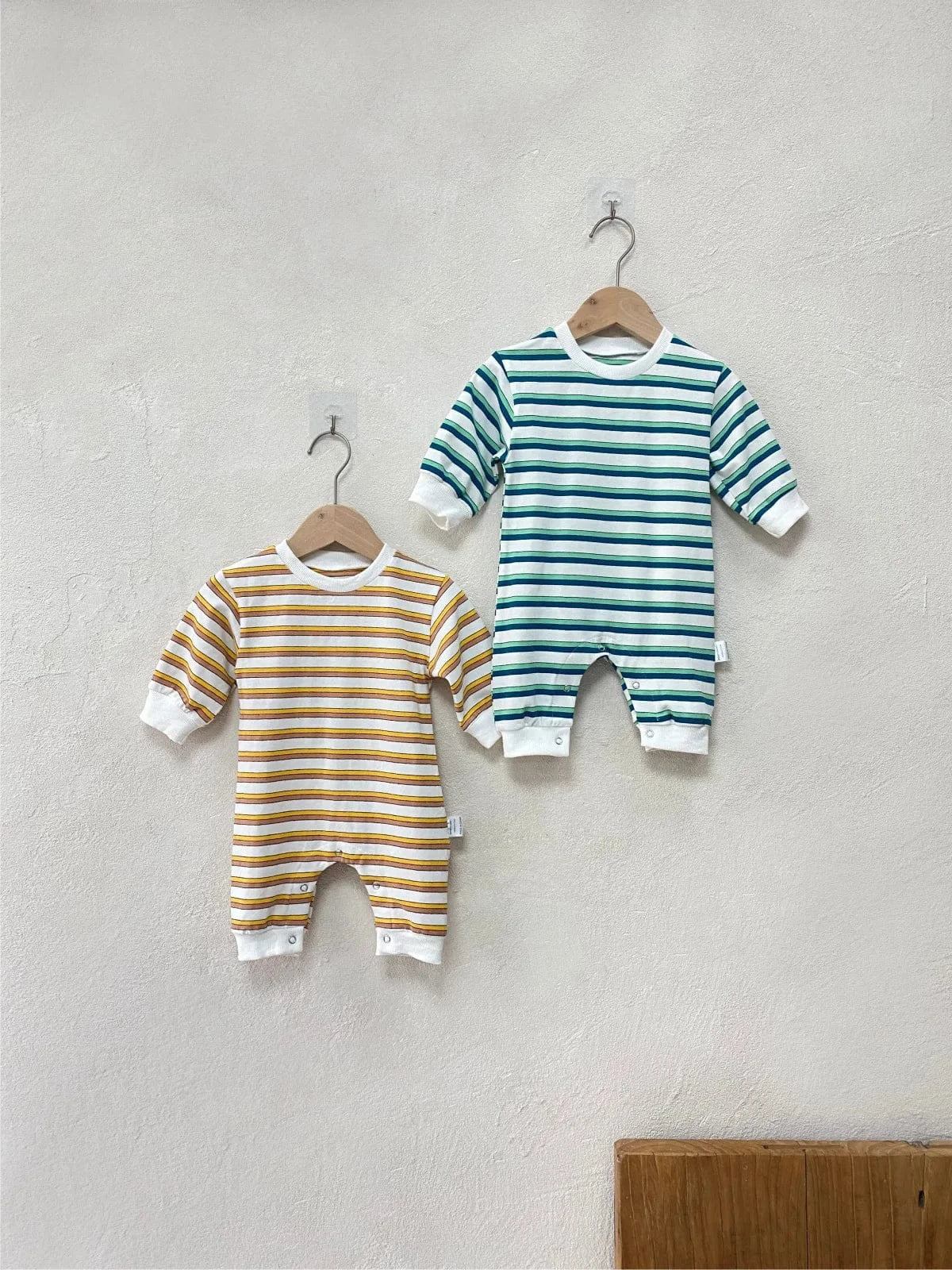 長袖ロンパース ベビーロンパース レトロボーダー長袖ジャンプスーツ 2カラー【mh0007408】