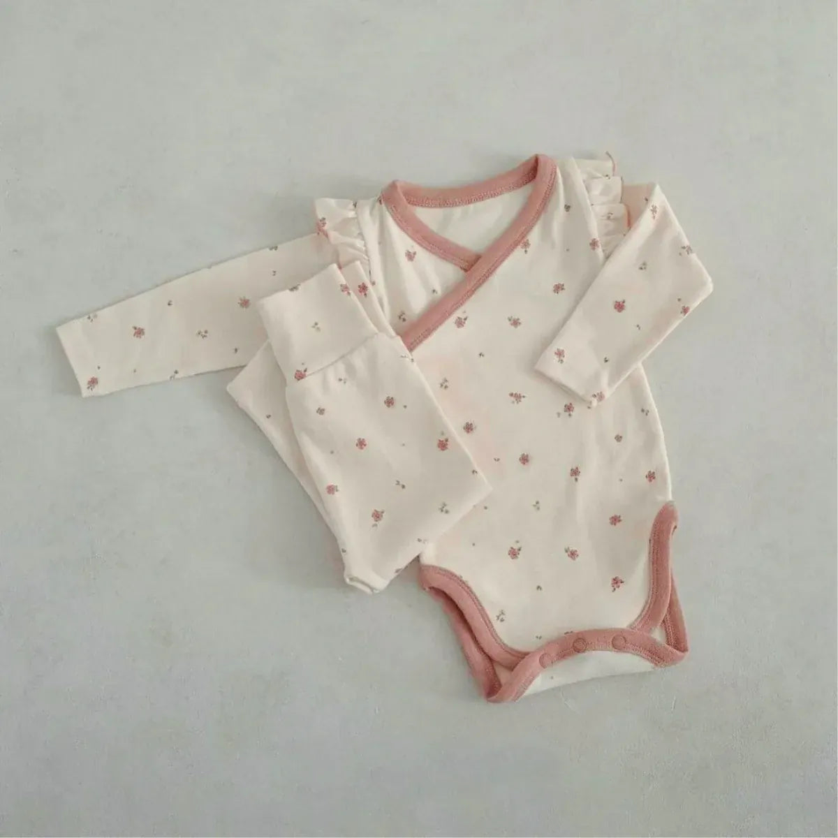 ロンパースセットアップ ベビーセットアップ 2点セット フラワープリント肌着ボディスーツ+ハイウェストレギンスパンツ【mh0007950】