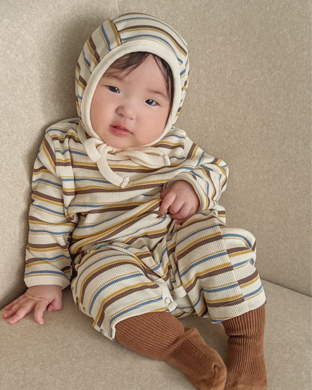 長袖ロンパース カラフルボーダーロンパース ボンネット付き リブ編み コットンカバーオール 2点セット【mh0010891】