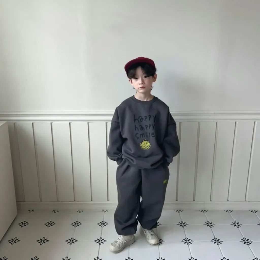 長袖セットアップ レタリングスマイルロゴプリントスウェットトレーナー+パンツセットアップ 2点セット【mh0011110】