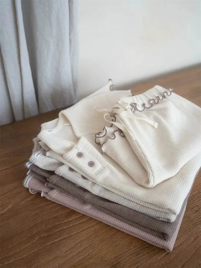 半袖セットアップ ベビーセットアップ 2点セット 半袖フリルTシャツ+フリルショートパンツ シンプルベーシック 3カラー【mh0005467】