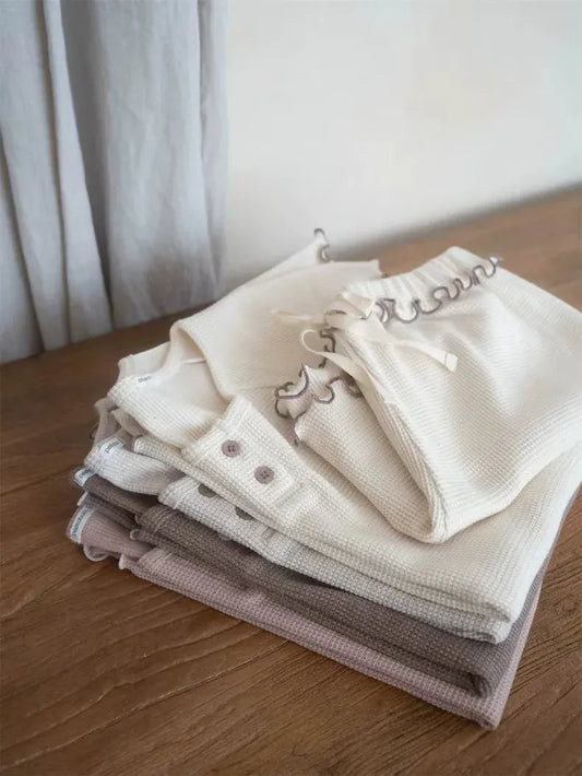 半袖セットアップ ベビーセットアップ 2点セット 半袖フリルTシャツ+フリルショートパンツ シンプルベーシック 3カラー【mh0005467】