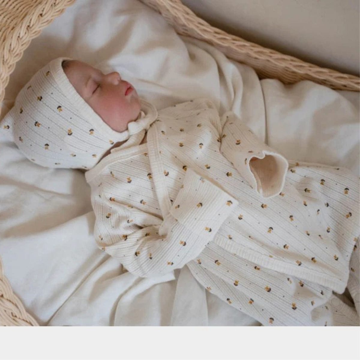 ロンパースセットアップ ベビーセットアップ 3点セット 長袖コンビ肌着+ボンネット帽子+フリルショール【mh0009100】