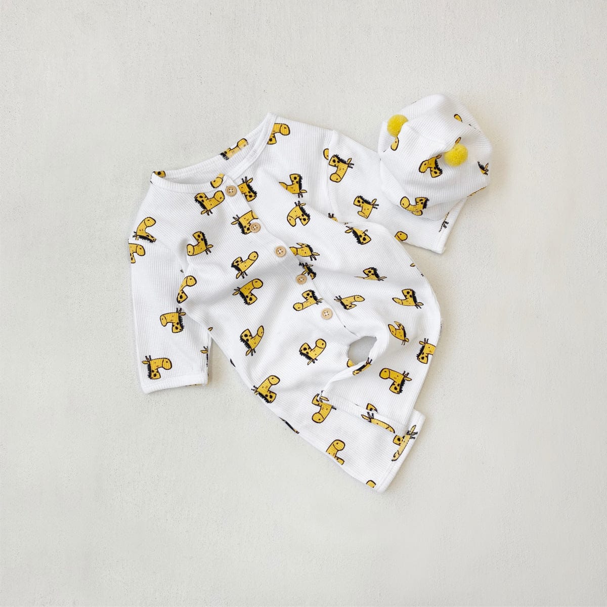 長袖ロンパース 66cm / White Suit (Jumpsuit + Hat) ワッフルアニマルロンパース+耳つきニット帽セット【mh0011132】