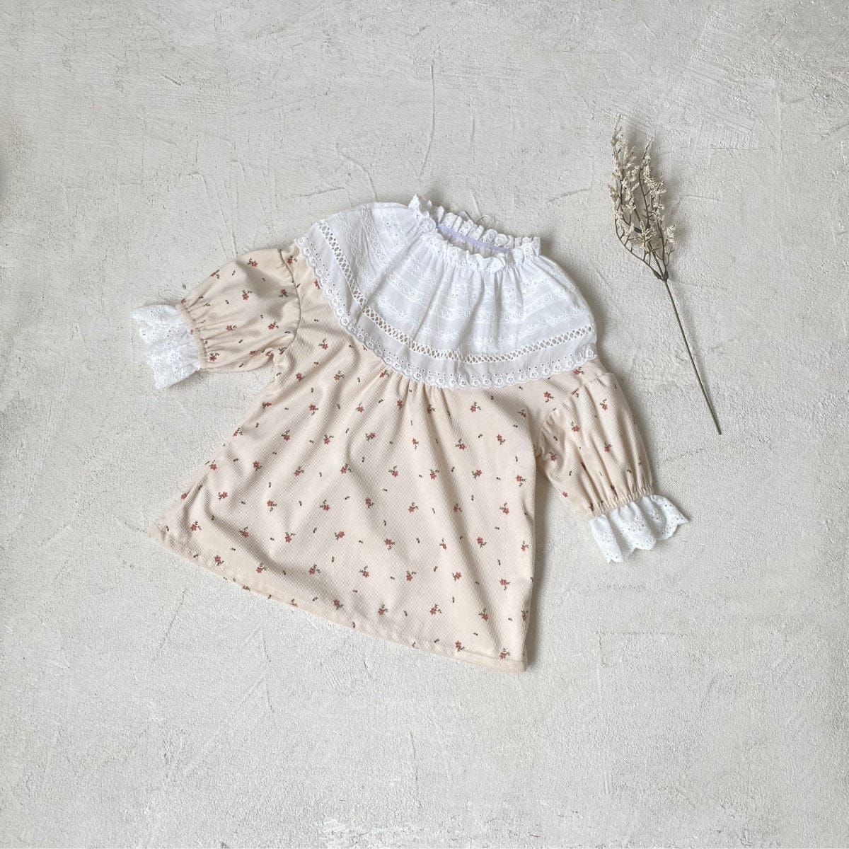 長袖ワンピース Apricot Floral dress / 73cm フラワープリントレースフリル長袖ワンピース 帽子セット【mh0009676】