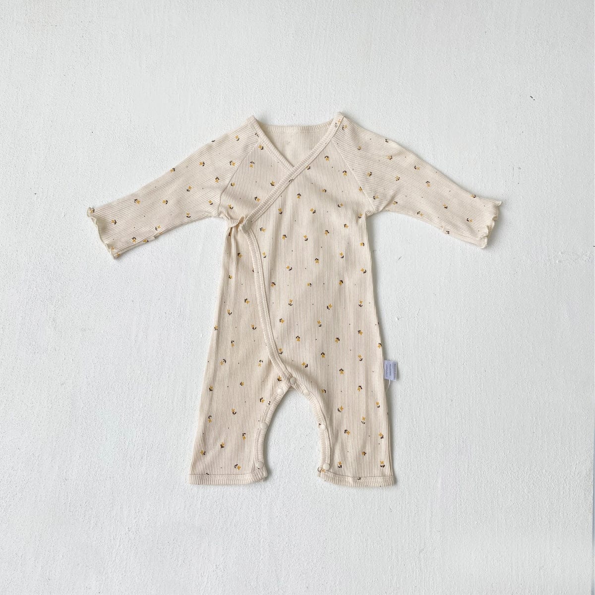 ロンパースセットアップ Apricot jumpsuit / 66cm ベビーセットアップ 3点セット 長袖コンビ肌着+ボンネット帽子+フリルショール【mh0009100】