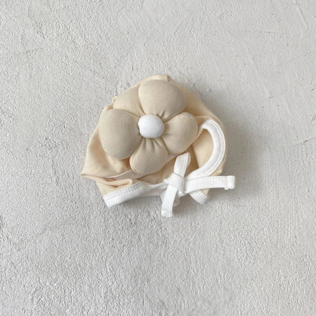ベビー用帽子 Apricot / One Size ベビー帽子 ビッグぷっくりフラワーアップリケボンネット帽子【mh0007632】