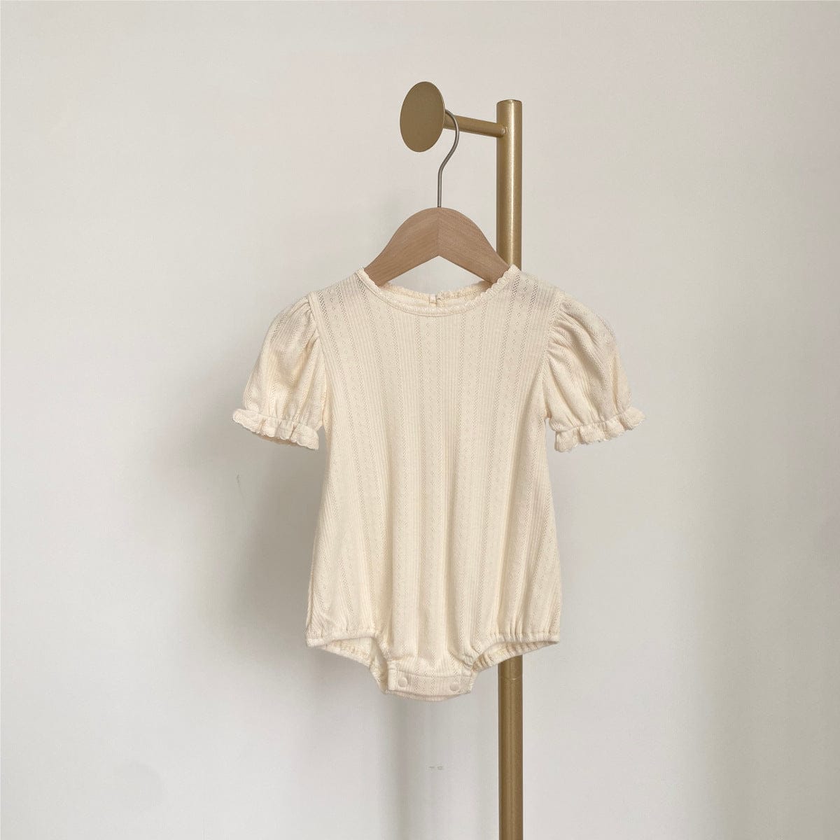 半袖ロンパース Beige / 66cm レースニット半袖パフスリーブロンパース【mh0010205】