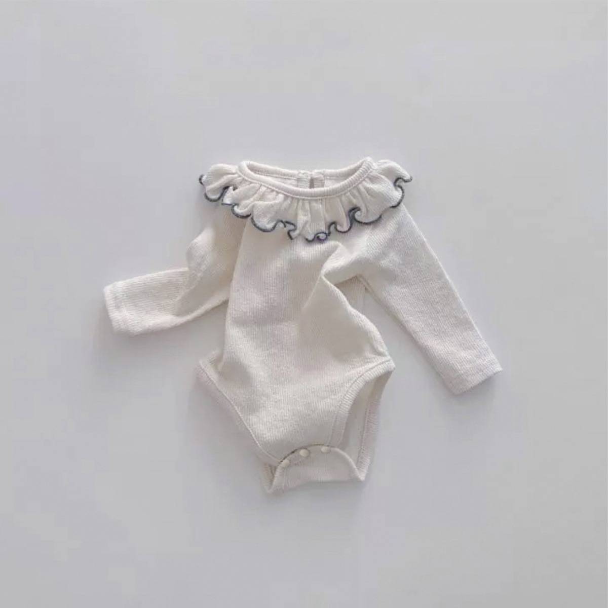 長袖ロンパース Beige / 66cm 長袖ロンパース フリルネック メロウフリル リブ素材 ボディスーツ【mh0011362】