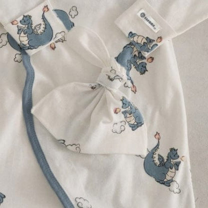 長袖ロンパース Blue dinosaur hat / One Size ベビーロンパース 恐竜ダイナソープリント長袖コンビ肌着+とんがり帽子セット【mh0009032】