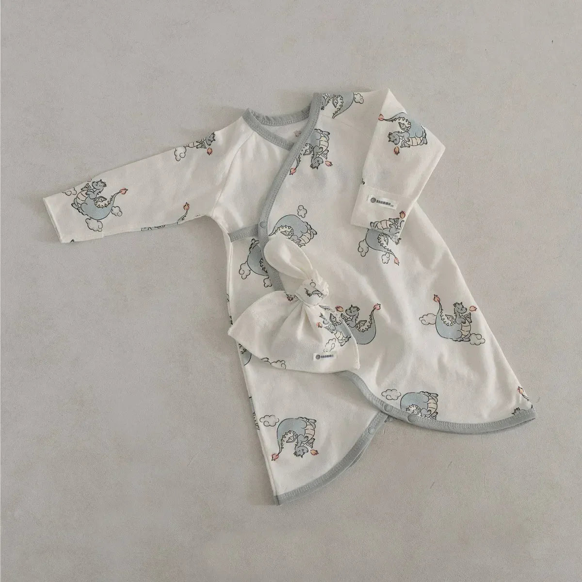 長袖ロンパース blue set / 6M  66CM ベビーロンパース アニマルプリントコンビ肌着ボディスーツ+とんがりキャップ帽子セット【mh0007951】