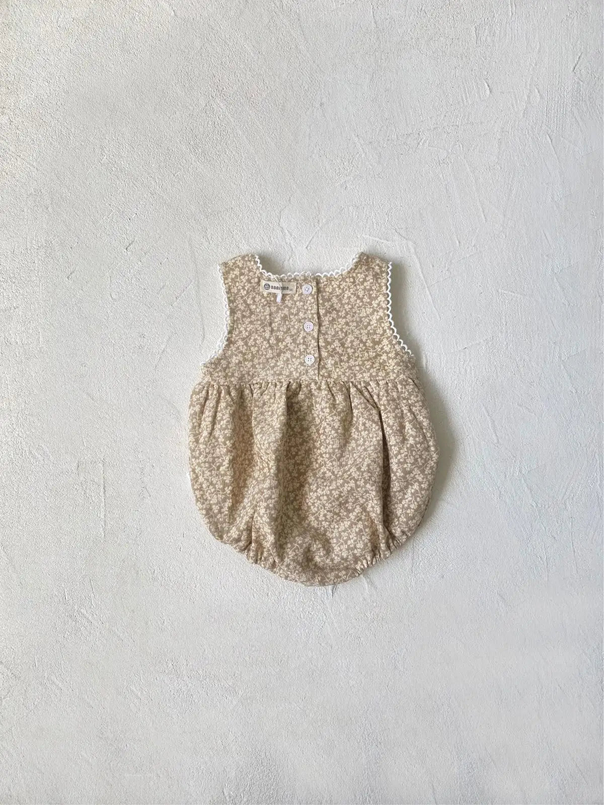 ノースリーブロンパース bodysuit / 6M  66CM ベビーロンパース+帽子セット フラワープリントノースリーブボディスーツ+お揃いボンネット帽子【mh0007051】