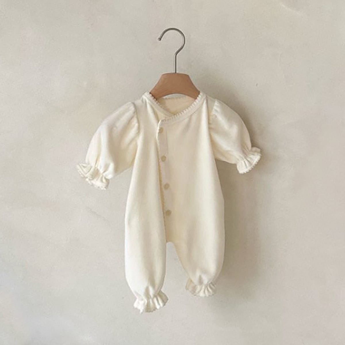 長袖ロンパース Cream jumpsuit / 66cm 長袖パフスリーブジャンプスーツ ボンネット帽子セット【mh0009662】